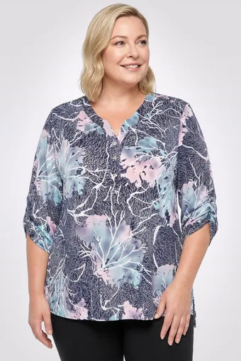 Temno modra bluza z belimi in roza vzorci