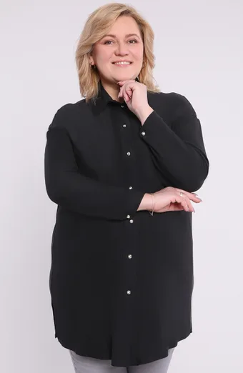 Črna dolga srajca