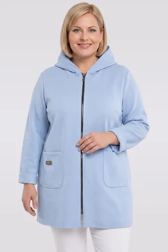 Svetlo modra jakna z žepi in kapuco