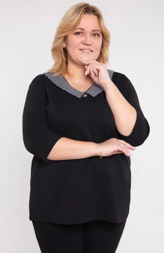 Črna bluza s snemljivim ovratnikom