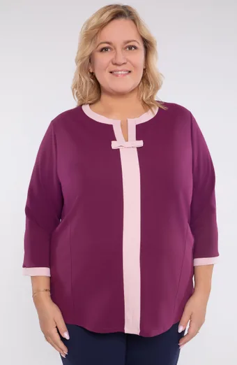 Vijolična bluza z roza pentljo